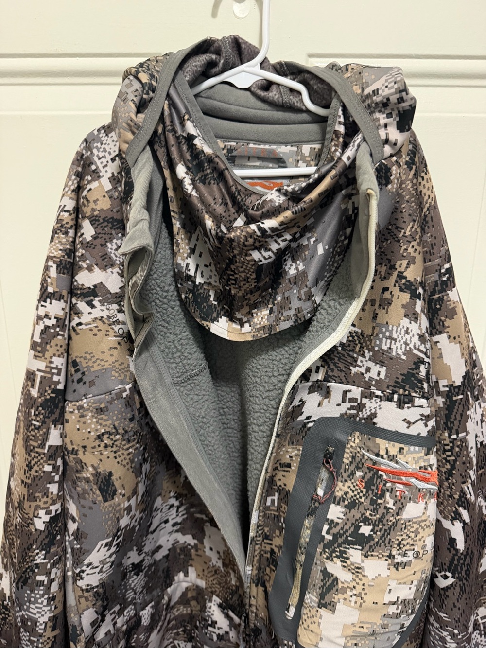 Men's Sitka 2XL full zip equinox jacket with built in face mask
